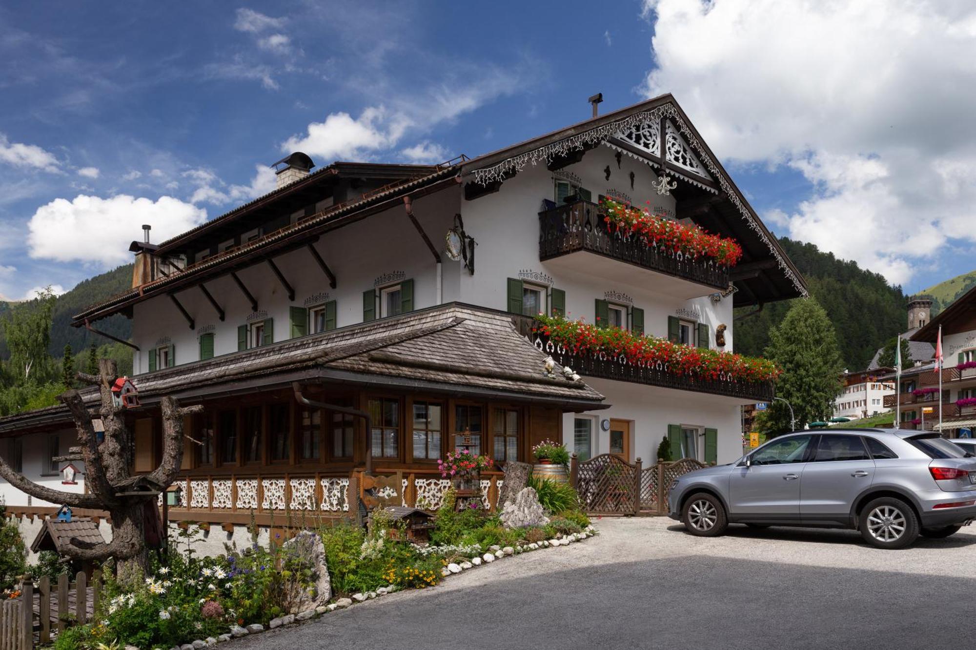 Appartamenti Stefan Campitello di Fassa Exterior foto